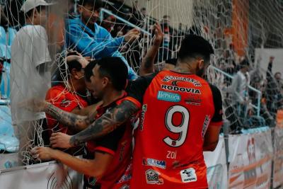 Operário Laranjeiras bate o Cascavel e sobe para a 2ª colocação do Paranaense Chave Ouro de Futsal
