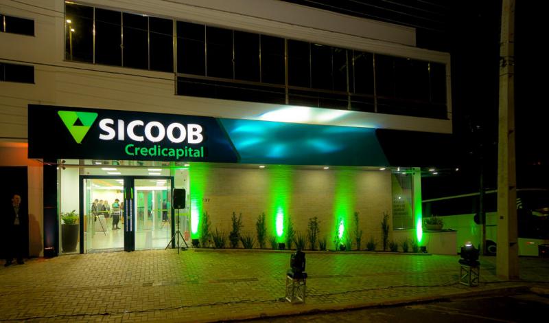 Sicoob Credicapital reinaugura ampla e moderna agência em Quedas do Iguaçu (PR)