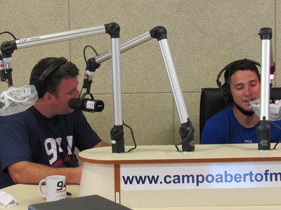 Daniel Costa  atleta de MMA visita a Campo Aberto FM