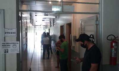 Muita fila para votar em Laranjeiras do Sul