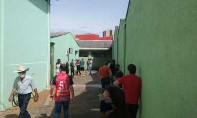Muita fila para votar em Laranjeiras do Sul