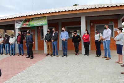 Poder público em Rio Bonito do Iguaçu inaugurou (15/07) espaço físico para Feira do Produtor Rural 