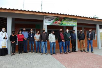 Poder público em Rio Bonito do Iguaçu inaugurou (15/07) espaço físico para Feira do Produtor Rural 