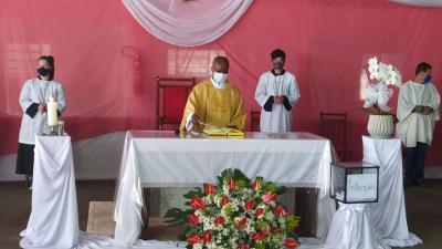 Missa Solene Abriu as Celebrações em Louvor ao Bom Jesus em Campo Mendes