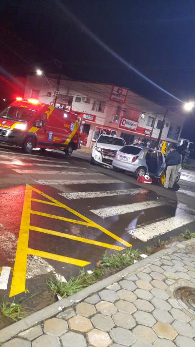 Laranjeiras: Acidente no centro deixa uma mulher ferida