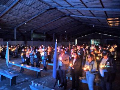 Terço luminoso marcou a abertura da semana pela vida em Laranjeiras do Sul