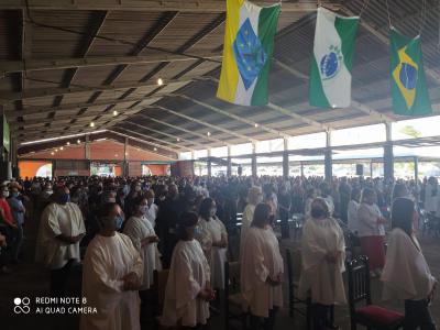 Missa das CrianÃ§as Ã© celebrada pelo bispo dom Amilton