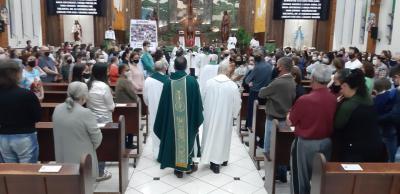 Comunidade de Laranjeiras do Sul se despediu dos Padres Xaverianos