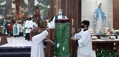 Comunidade de Laranjeiras do Sul se despediu dos Padres Xaverianos