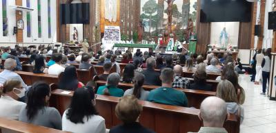 Comunidade de Laranjeiras do Sul se despediu dos Padres Xaverianos