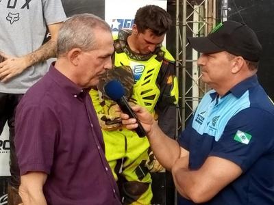 Casa Cheia em Rio Bonito do Iguaçu para prestigiar o Paranaense de Motocross e Rodeio Coutry