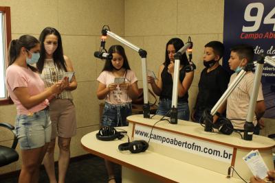 Rádio Campo Aberto Recebe os Candidatos  à Cawboy Estiloso e Princesa do Leite da Festa em Louvor a Imaculada Conceição Auxiliadora