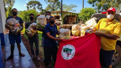 “Natal Sem Fome”: Famílias do MST partilham 5 toneladas de alimentos, em Laranjeiras do sul (18/12)