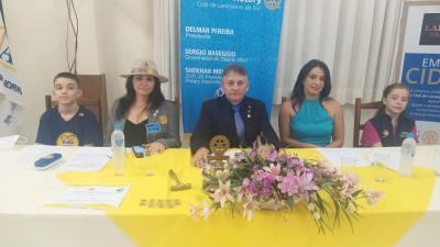 Rotary Clube de Laranjeiras do Sul na Festiva de 52 anos fundou o Rotakids