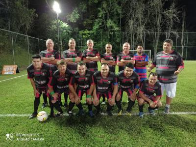 Laranjeiras do Sul estreia com vitória na Copa R10 270+ de Futebol Sete Veteranos