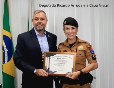 PMs de Laranjeiras do Sul são homenageados na ALEP por salvamento de criança