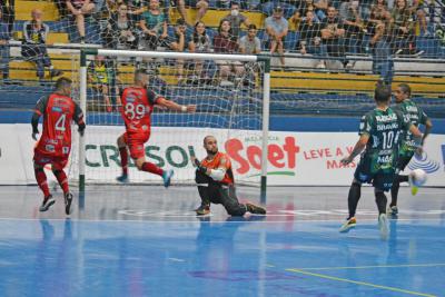 Operário Laranjeiras leva gol no Final e Empata com O Marreco pelo Paranaense Chave Ouro de Futsal.