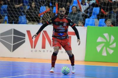 Operário Laranjeiras sai na frente, mas leva a virada do Pato Futsal em jogo de ida das oitavas de finais da Copa Do Brasil Sicredi de Futsal.