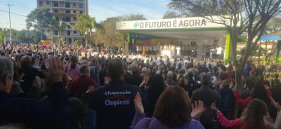 Paróquia Sant’Ana celebrou Corpus Christi com o retorno da procissão e missa campal