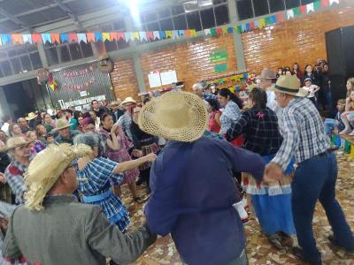 Festa Paroquial da Catequese de Laranjeiras do Sul reuniu Centenas de Pessoas