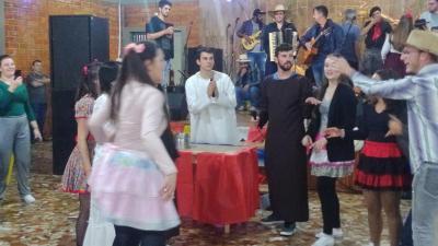 Festa Paroquial da Catequese de Laranjeiras do Sul reuniu Centenas de Pessoas