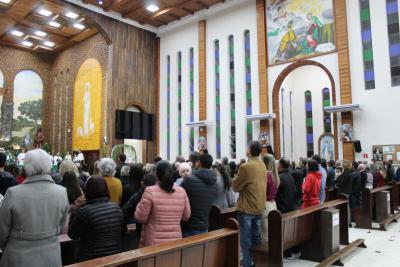 Igreja Matriz lota na Celebração de Abertura da Novena de Sant'Ana