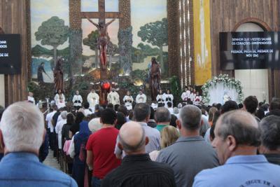 Cavalgada da Padroeira Sant’Ana reúne dezenas de cavaleiros