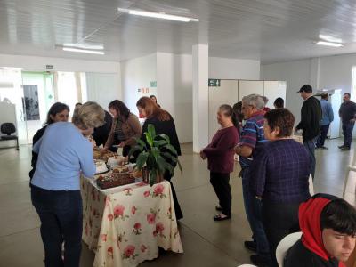 CTG Estância do Iguaçu promove "café" para homenagear os avós