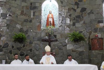 Bispo Dom Amilton Presidiu a Missa das Crianças em louvor ao Bom Jesus em Campo Mendes
