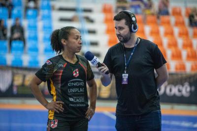 Em Festa de Gala do Futsal Feminino Leoas da Serra vencem o Operário Laranjeiras