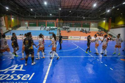 Em Festa de Gala do Futsal Feminino Leoas da Serra vencem o Operário Laranjeiras