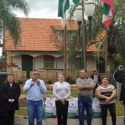 Virmond realiza 2ª Feirão da Independência