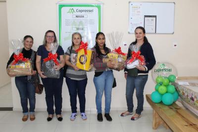 Donas de casa conheceram o moinho da Trigosel em Laranjeiras do Sul