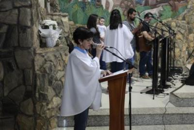Com benção especial para as crianças aconteceu o 2º dia das Novenas de Nossa Senhora Aparecida em Laranjeiras do Sul