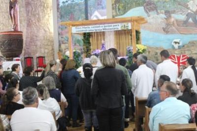 Penúltimo dia da Novena da padroeira, em Laranjeiras do Sul, foi marcada pela emoção dos devotos