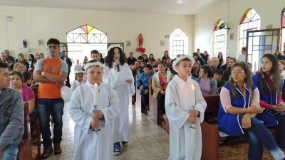 Em Rio Novo, na Missa Solene teve coroação da Imagem de N.Sra. Aparecida