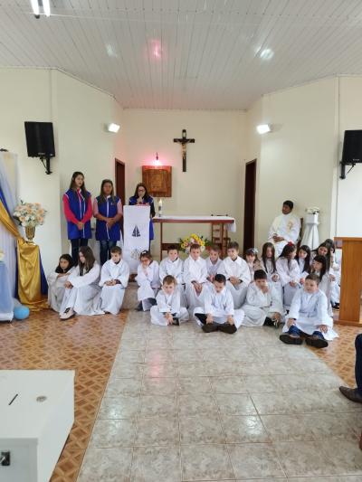 Em Rio Novo, na Missa Solene teve coroação da Imagem de N.Sra. Aparecida