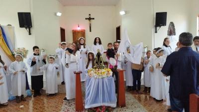 Em Rio Novo, na Missa Solene teve coroação da Imagem de N.Sra. Aparecida