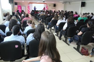 Evento Outubro Rosa Coprossel demonstra força, importância e superação da mulher 