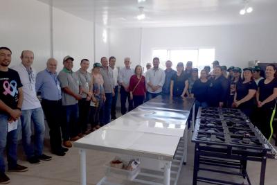 Cozinha-escola é inaugurada em Laranjeiras do Sul (26/10)