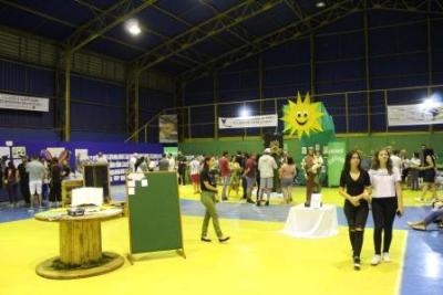 Escola Vicentina Santa Ana realiza a Feira do Conhecimento