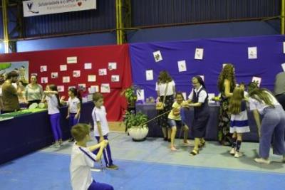 Escola Vicentina Santa Ana realiza a Feira do Conhecimento