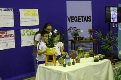 Escola Vicentina Santa Ana realiza a Feira do Conhecimento