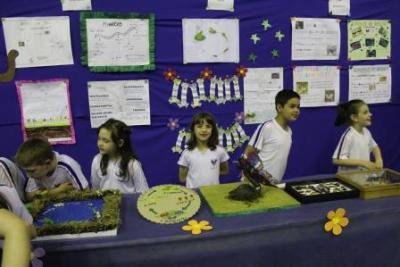 Escola Vicentina Santa Ana realiza a Feira do Conhecimento