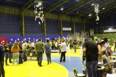 Escola Vicentina Santa Ana realiza a Feira do Conhecimento