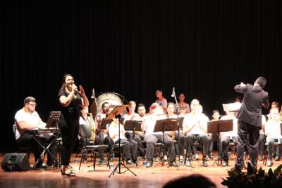EspetÃ¡culo da Banda Municipal de Laranjeiras do Sul lota Cine Teatro