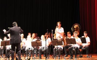 EspetÃ¡culo da Banda Municipal de Laranjeiras do Sul lota Cine Teatro