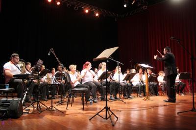 EspetÃ¡culo da Banda Municipal de Laranjeiras do Sul lota Cine Teatro