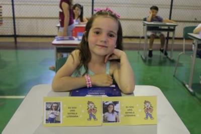 Noite de Autógrafos dos alunos do Jardim 2 da Escola Aluísio Maier foi um verdadeiro sucesso