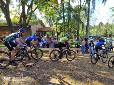 Acals realizou o Desafio Laranjeiras de MTB neste domingo (27)